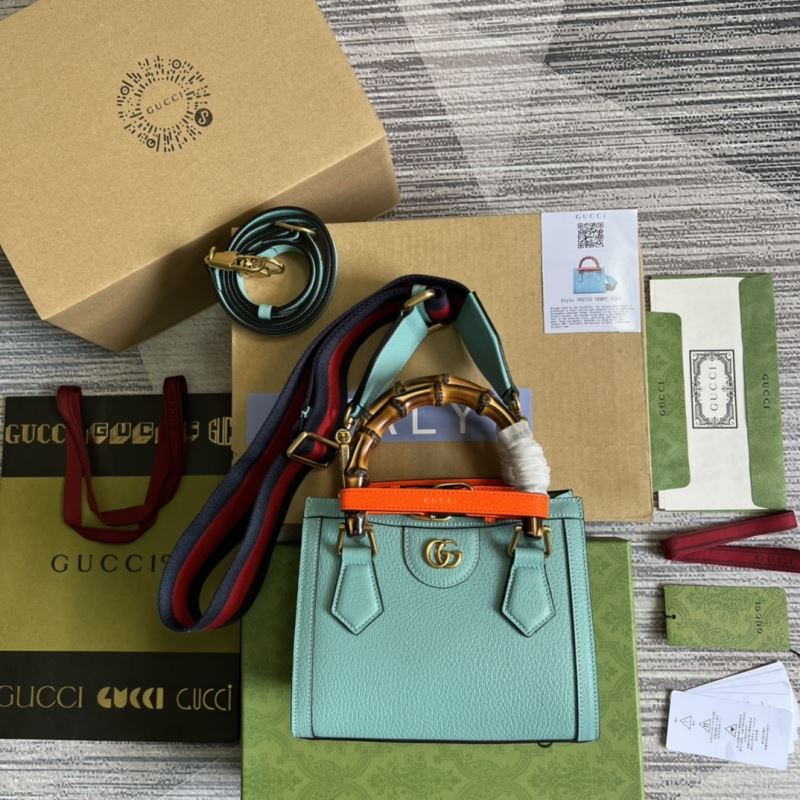 Gvc*1 tote bags